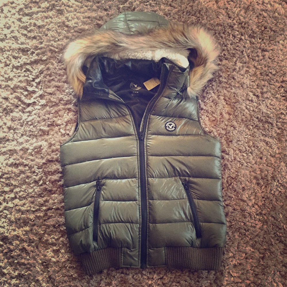 Down AE puffer vest
