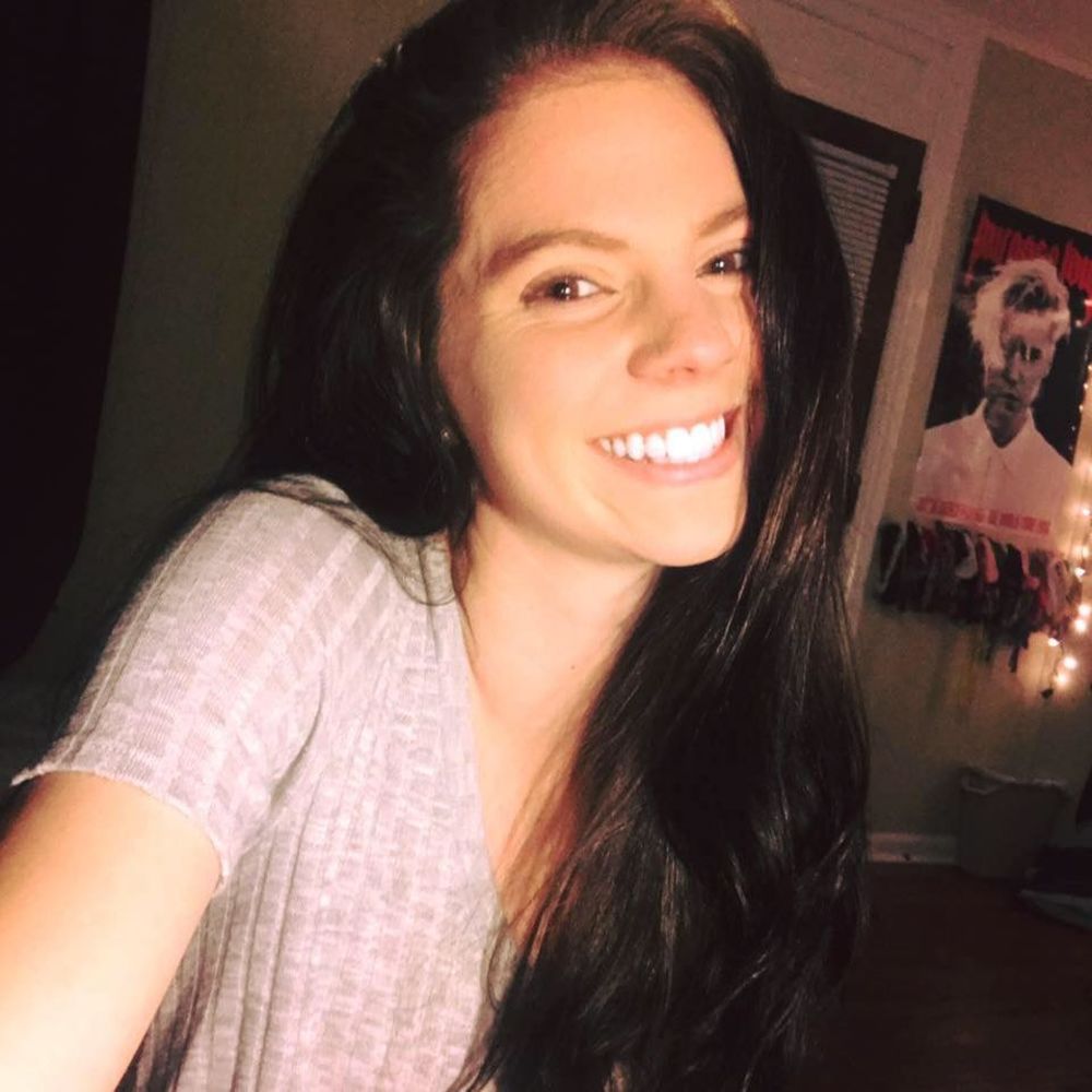 Meet your Posher, Danielle