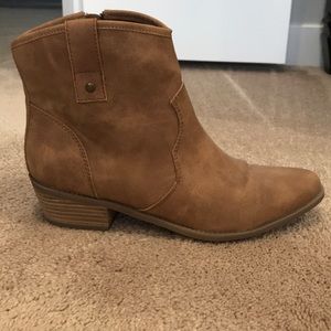 Final Sale!!! AEO ankle boots!