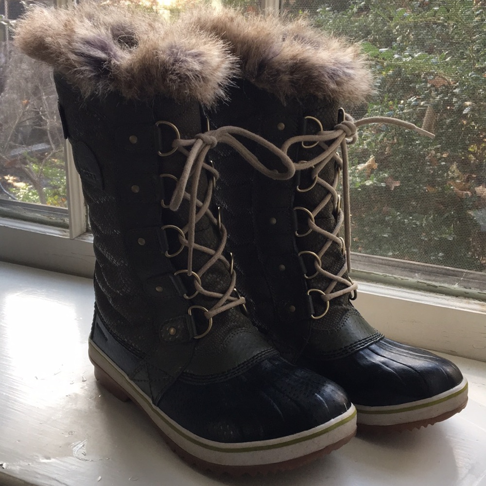 Sorel Joan of Arctic Boots Size 7