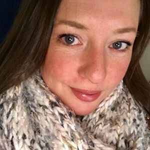 Meet your Posher, Evelyn