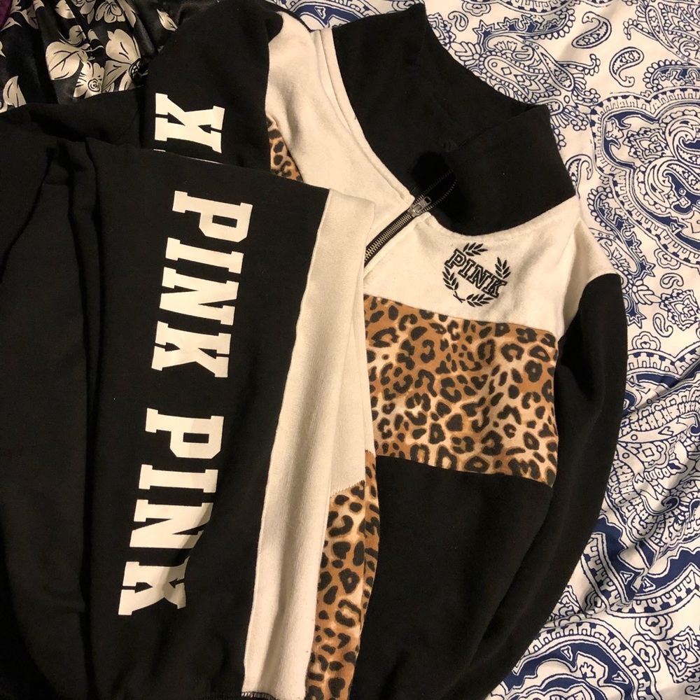 VS half zipped cheetah sweater & matching jogger