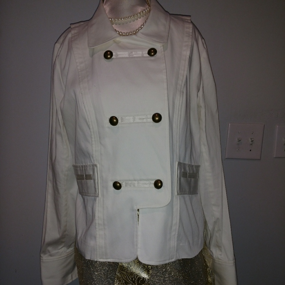 White corduroy double breasted button up jacket