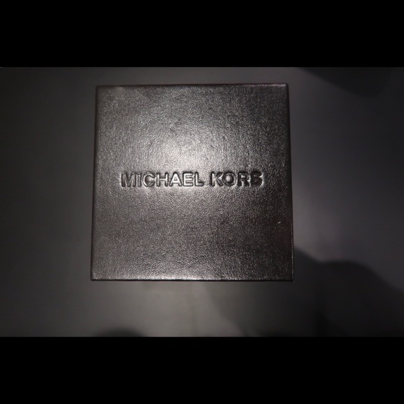 Men's Michael Kors Watch. - Picture 4 of 4