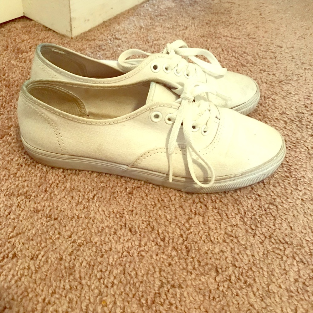 Women’s Lo Pro Vans