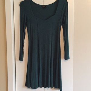 ✨FINAL PRICE ⬇️ Christmas green ASOS skater dress