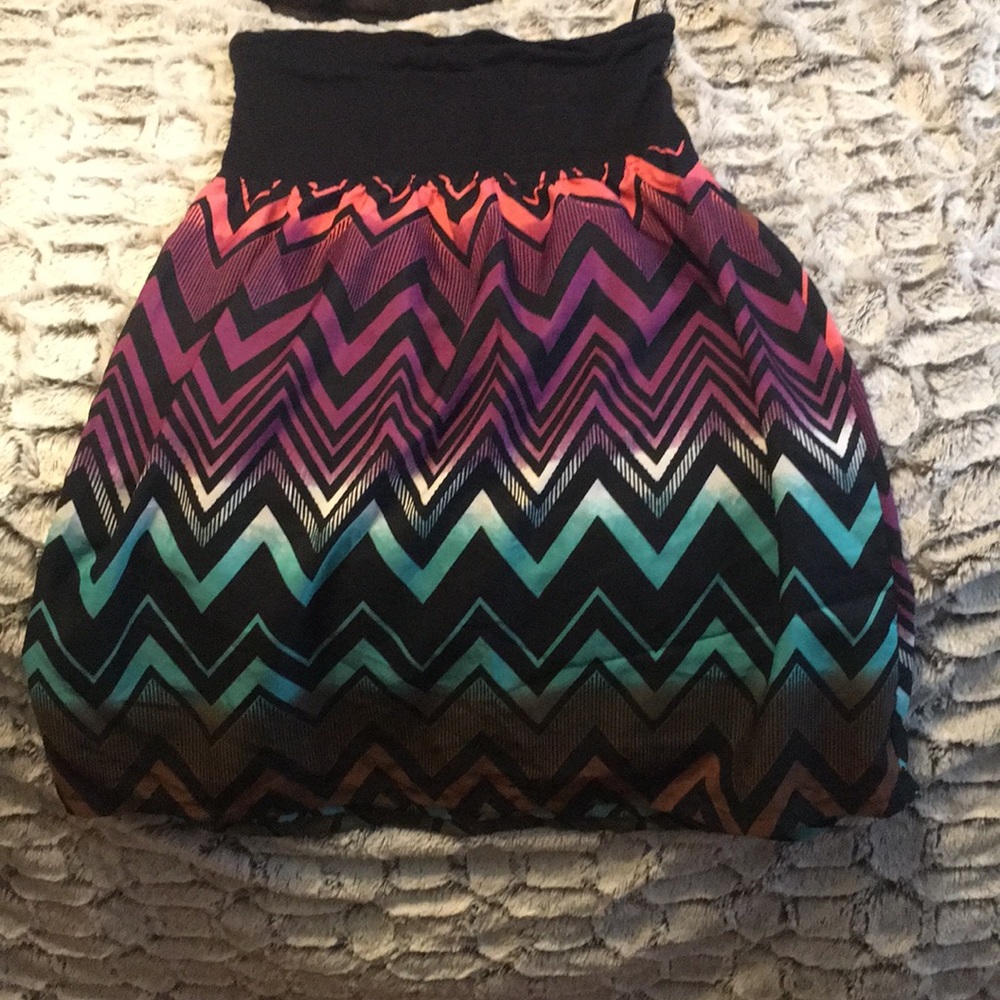 3 Roxy dresses. Size medium