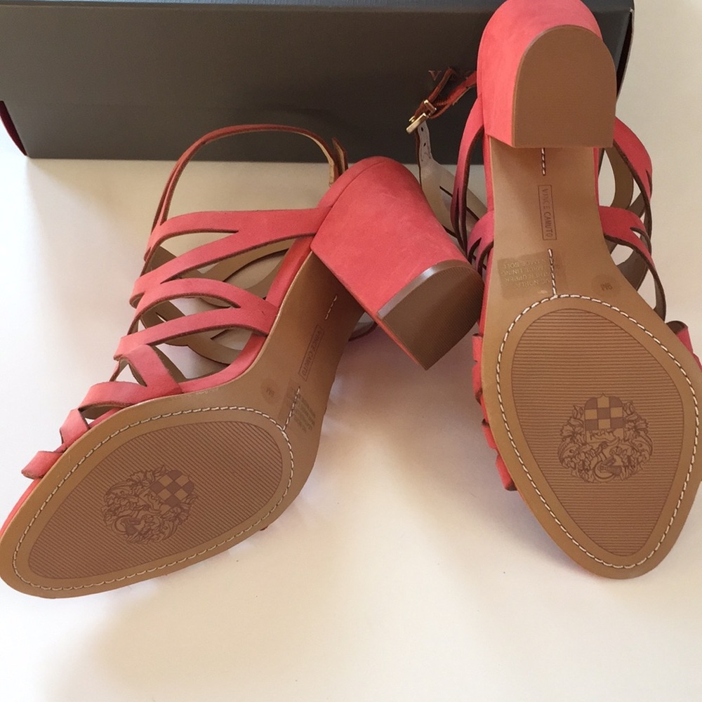 New w/box LEATHER VINCE CAMUTO king crab nubuck - Picture 5 of 6
