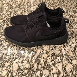 Men’s Nike Roshe 2