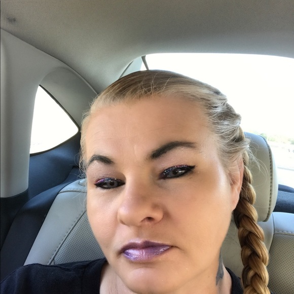 Meet your Posher, Jamie - Picture 1 of 1