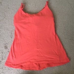 Lululemon work out tank! Built in bra! Size 8!