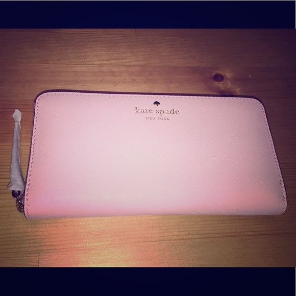 kate spade Handbags - Brand new pink Kate Spade wallet