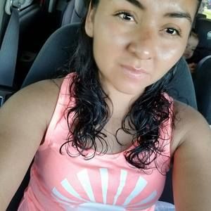 Meet your Posher, Yessi