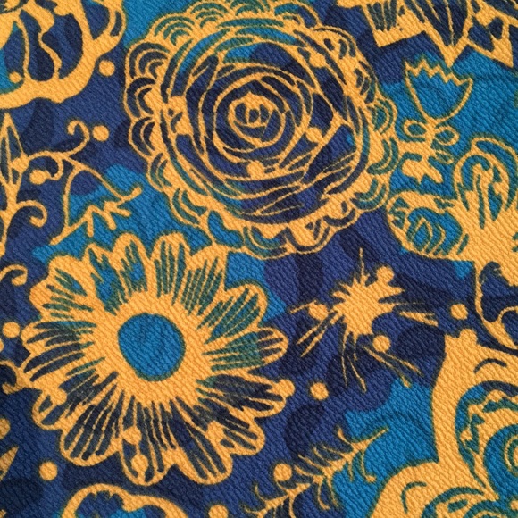 LulaRoe NWT Cassie Pencil Skirt M - Picture 2 of 8