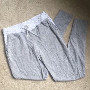 Gap body tapered sweatpants