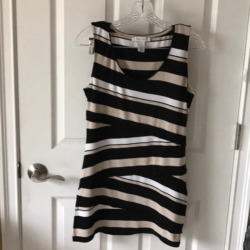 White House  Black Market top