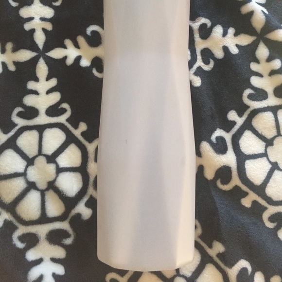 Hydrate Spark Water Intake tracking water bottle - Picture 2 of 4