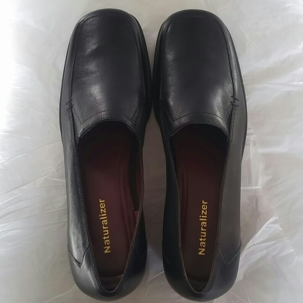 Shoes - Picture 6 of 6