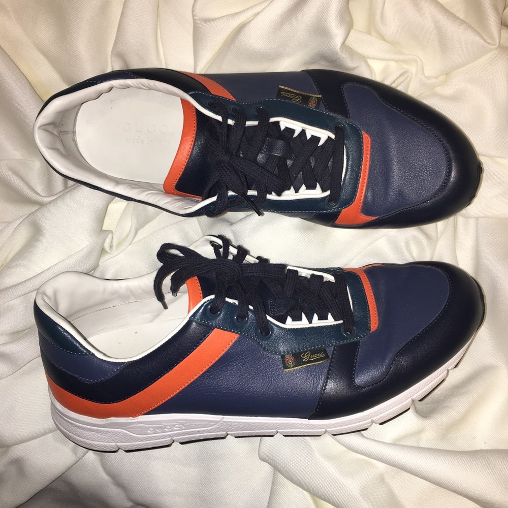 MEN'S 10.5 GUCCI SNEAKERS