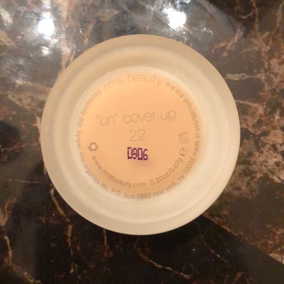 RMS ORGANIC PRODUCTS (UN “COVER-UP ) - Picture 3 of 3