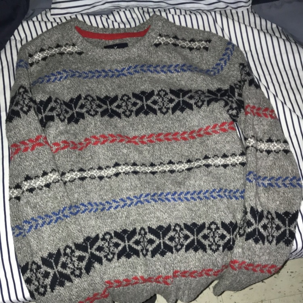 American eagle sweater