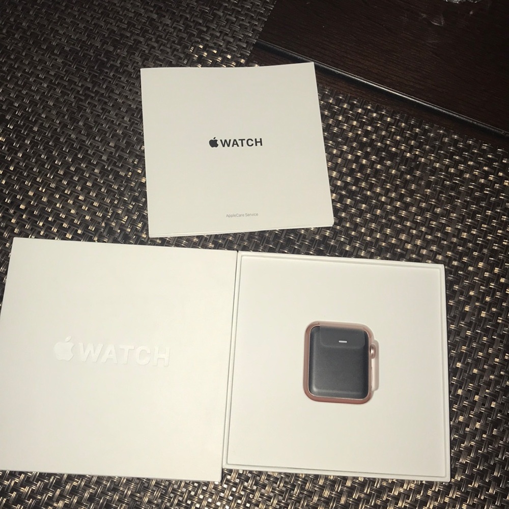 **New in box Apple series 1 iwatch