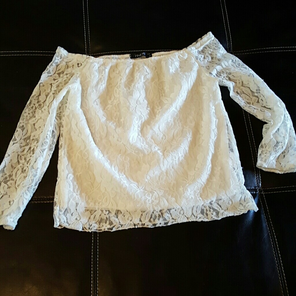Pretty Cream Lace crop top Small S