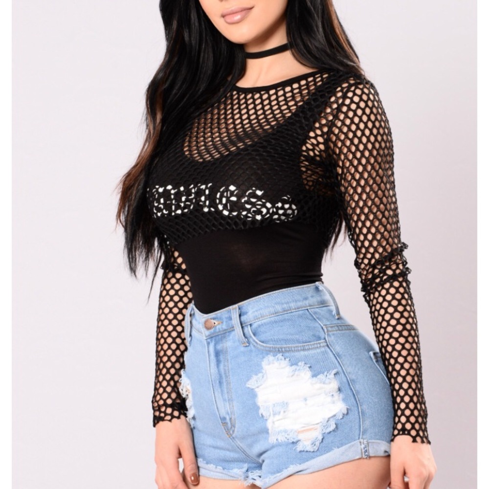 Fashion Nova “Flawless” fishnet body suit 😻