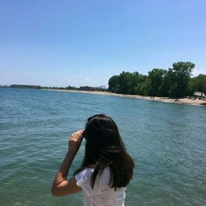 Meet your Posher, Alyssa