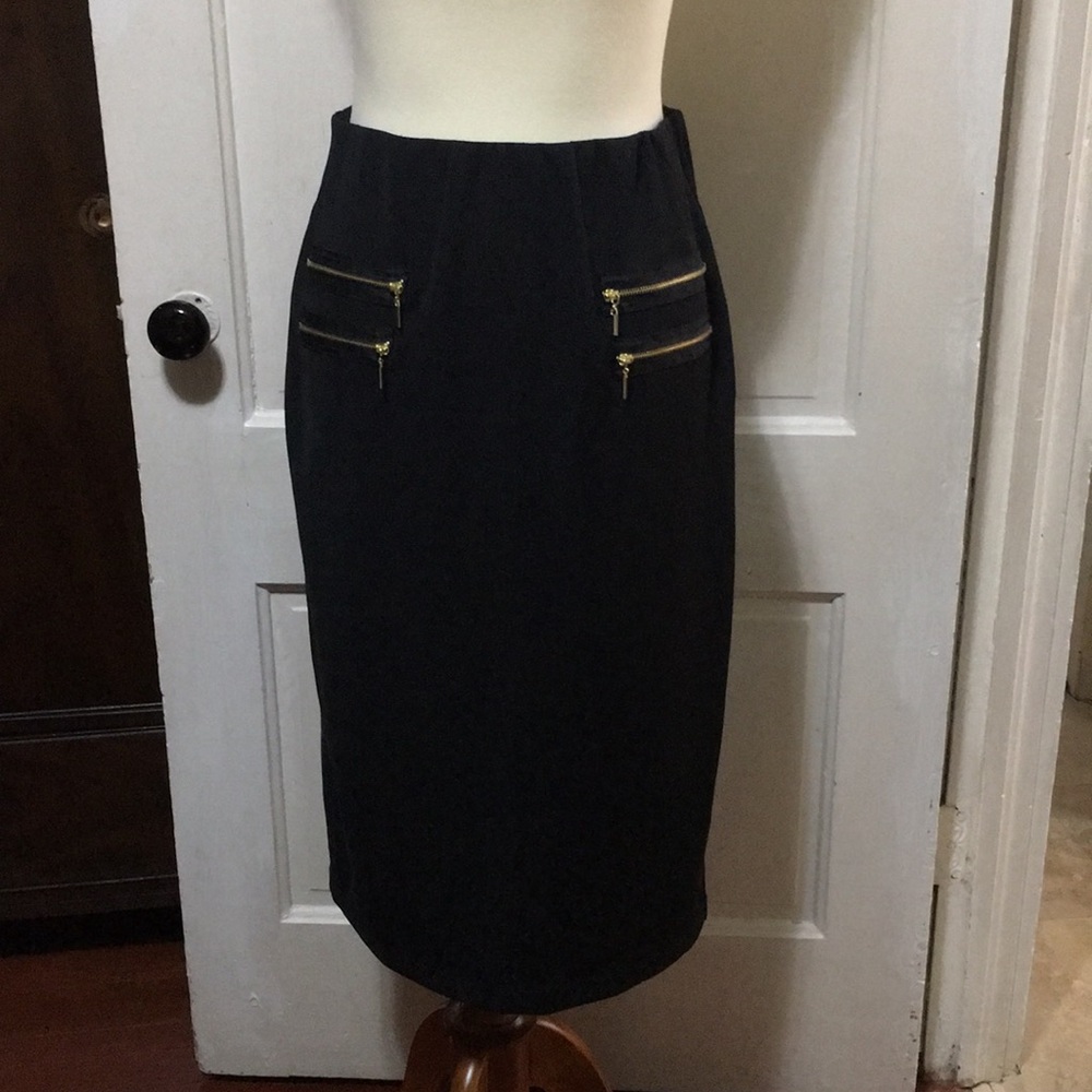 🌺🌺Black Pencil Skirt🌺🌺