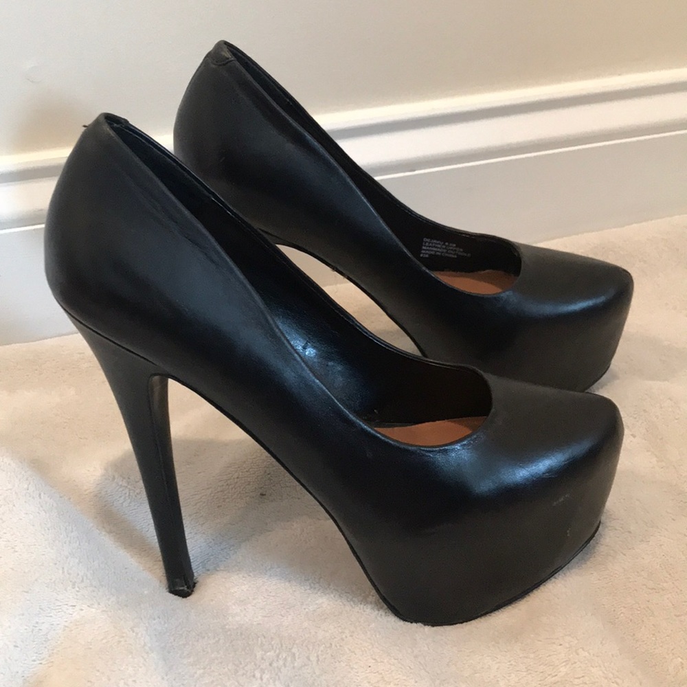 Steve Madden “Dejavu” 6.5