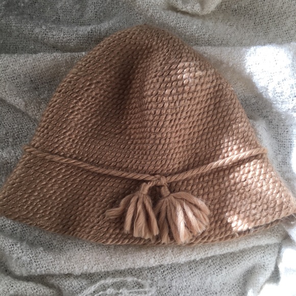 Hat - Picture 1 of 3