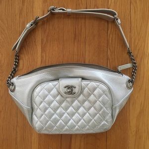 Chanel fanny pack in grained, quilted calfskin.