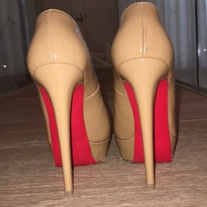 Christian Louboutin Shoes - Christian Louboutin Christian Louboutin Shoes - Christian Louboutin