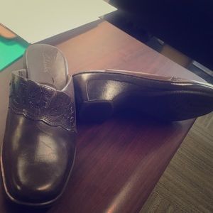 Clark’s mules