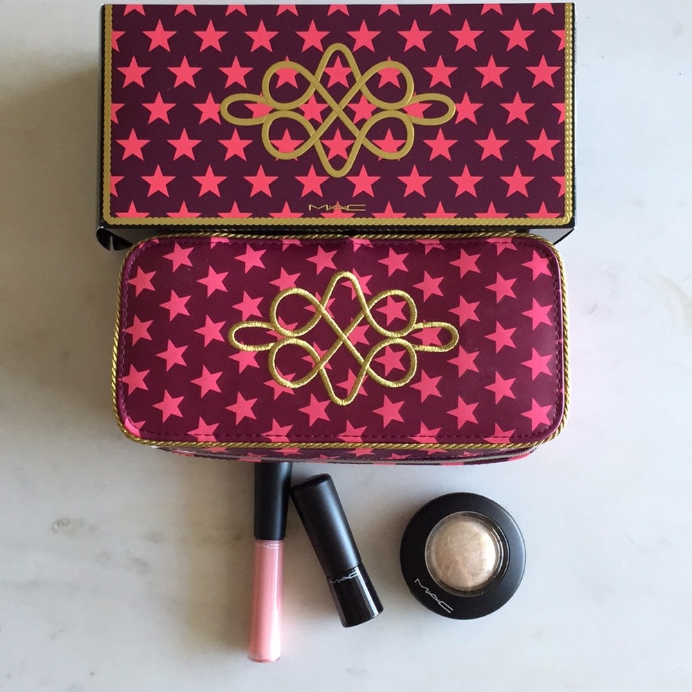 MAC Nutcracker Sweet Pink Mineralize Kit