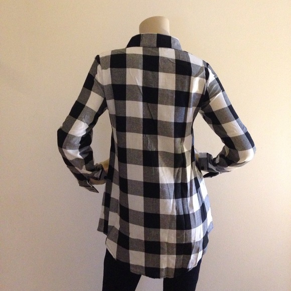 Black And White Flannel tunic top - Picture 3 of 3