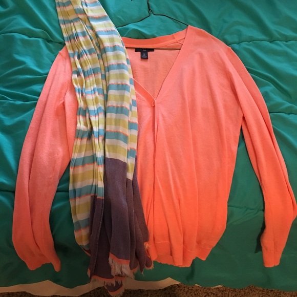 Cardigans - Picture 5 of 5