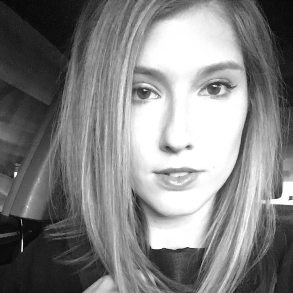 Meet your Posher, Cait