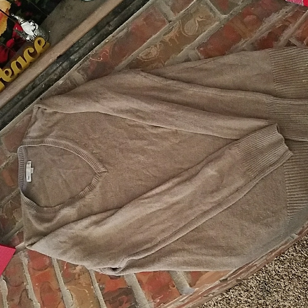 Women's sweater