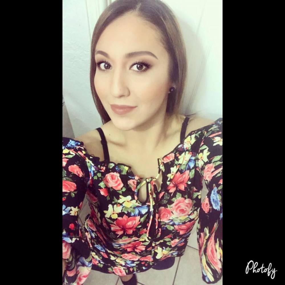 Meet your Posher, Claudia