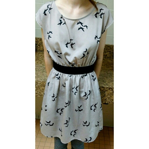 one clothing Dresses & Skirts - Gray dress with black birds