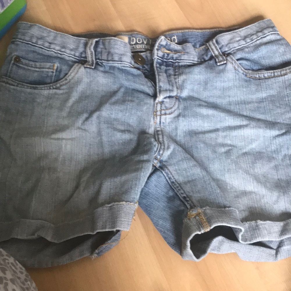 Boyfriend jean shorts