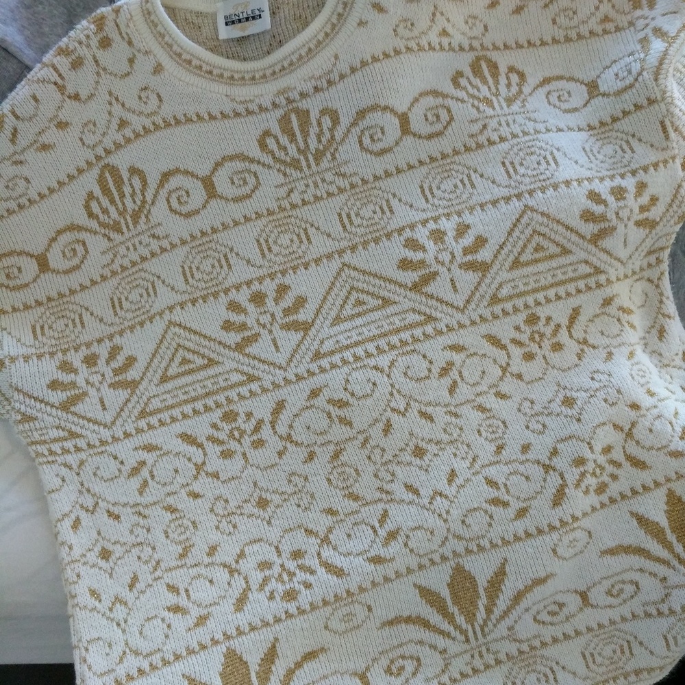 X sold X Oversized sweater - Picture 2 of 3