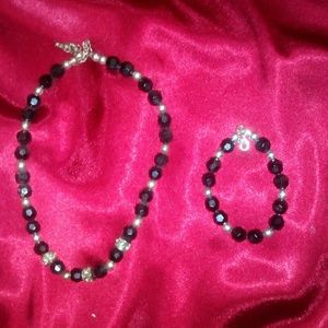 Black & silver beaded necklace and bracelet set