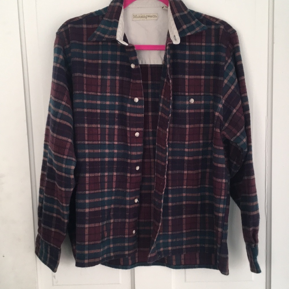 Munsingwear flannel button down shirt