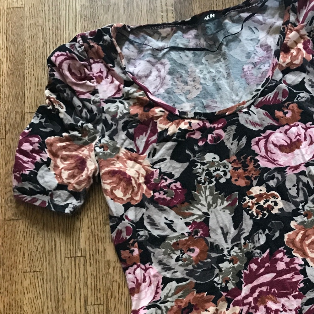 H&M floral top