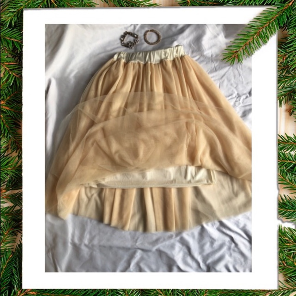 Yellow chiffon skirt