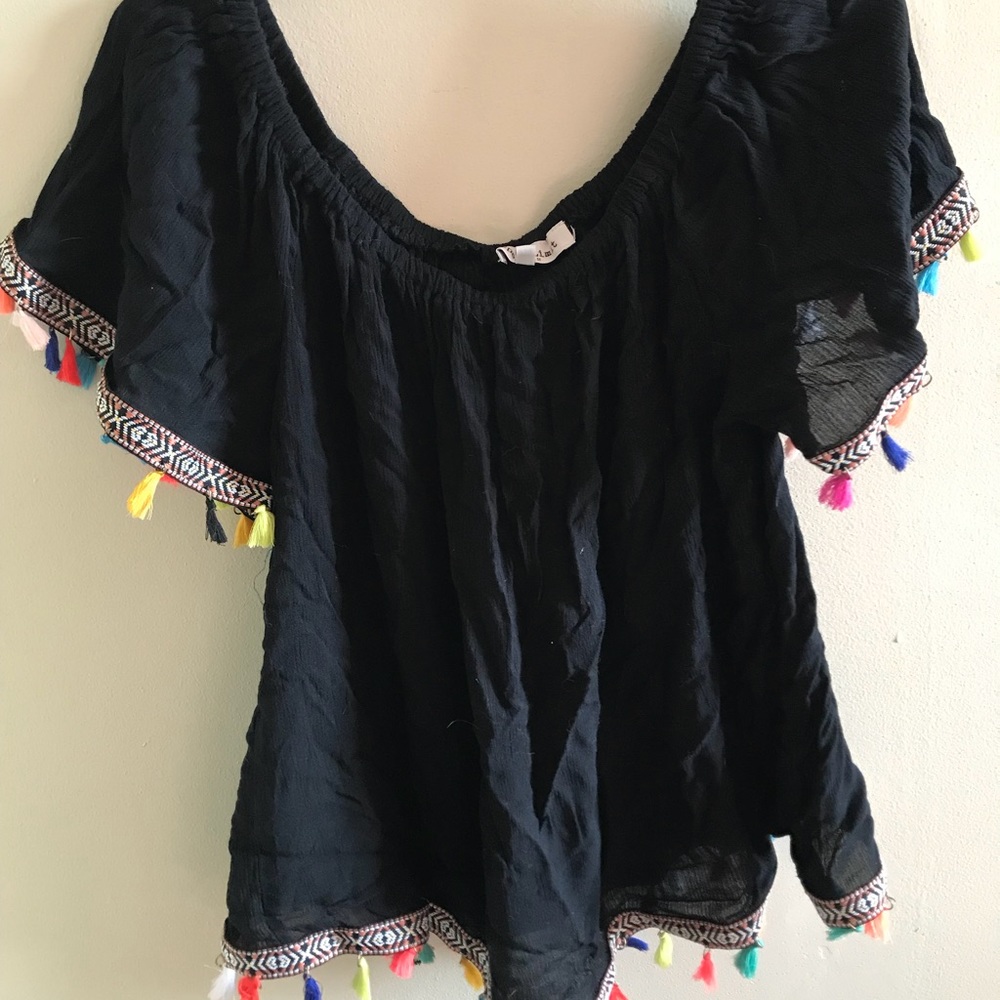 Off the shoulder black tassel shirt
