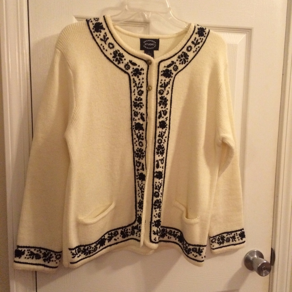 Cardigan Sweater Ivory/Black Size S Embellished